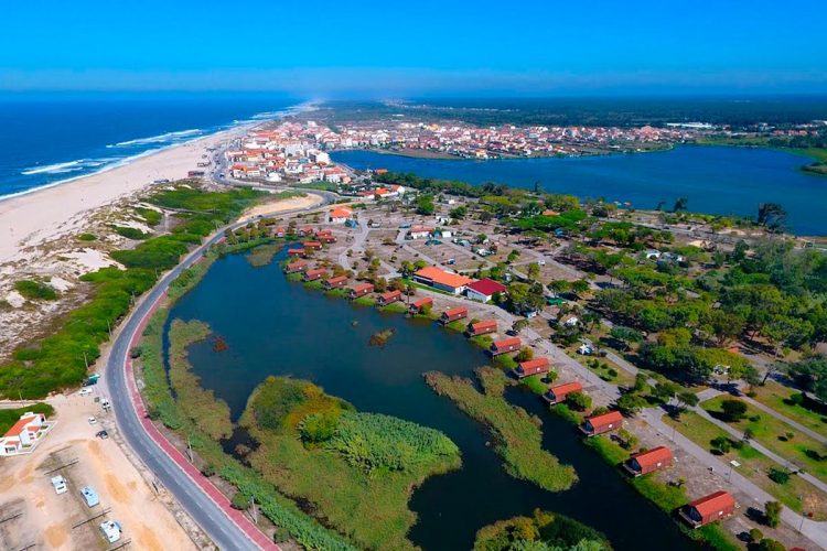 40 anos sem perder a Bandeira Azul: a única praia do mundo com este recorde é portuguesa
