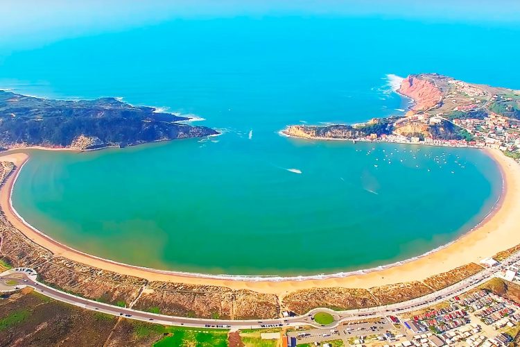 São Martinho do Porto, uma das baías mais bonitas do mundo fica em Portugal São Martinho do Porto, uma das baías mais bonitas do mundo fica em Portugal