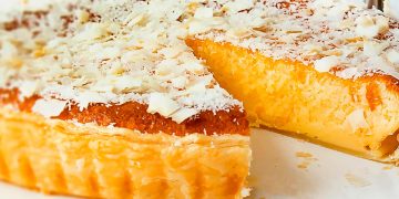 O segredo da tarte de coco e leite condensado: a receita cremosa que se prepara em minutos