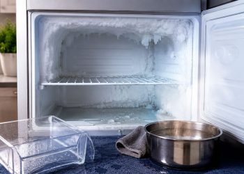 Como descongelar o congelador em 30 minutos: método rápido, seguro e eficaz