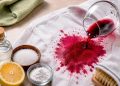 Como tirar nódoas de vinho tinto: 10 truques eficazes para salvar a roupa