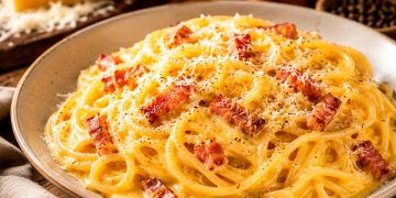 Esparguete à Carbonara com Molho Aveludado: receita tradicional