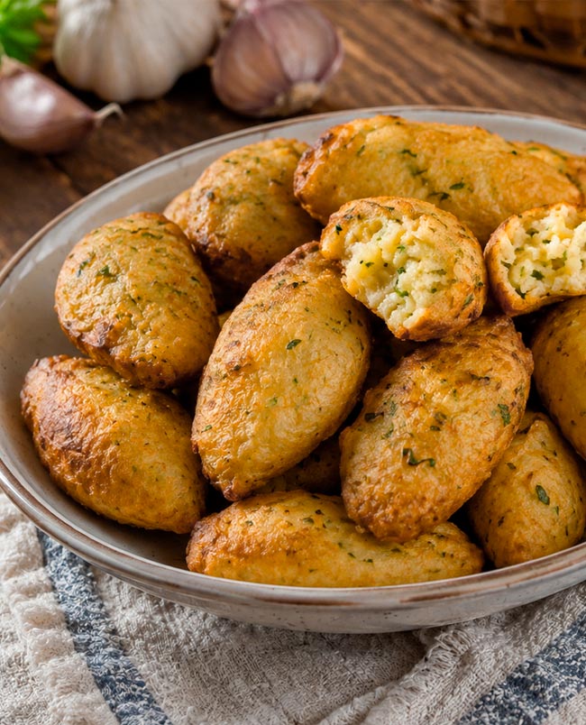Pastéis de Bacalhau à Moda Antiga: a receita tradicional com mais de 100 anos Pastéis de bacalhau à moda antiga (receita de 1904)