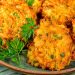 Pataniscas de Bacalhau e Legumes: crocantes por fora, suculentas por dentro