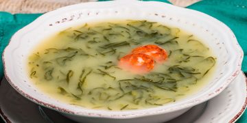 O segredo do Caldo Verde perfeito: o erro que pode estragar a cor, o sabor e a textura