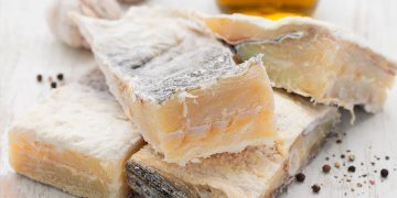 Aprenda como congelar bacalhau sem perder qualidade
