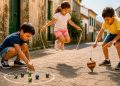 Jogos de rua que a maioria das crianças já não conhece: 10 brincadeiras que marcaram a infância em Portugal Jogos de rua que a maioria das crianças já não conhece: 10 brincadeiras que marcaram a infância em Portugal