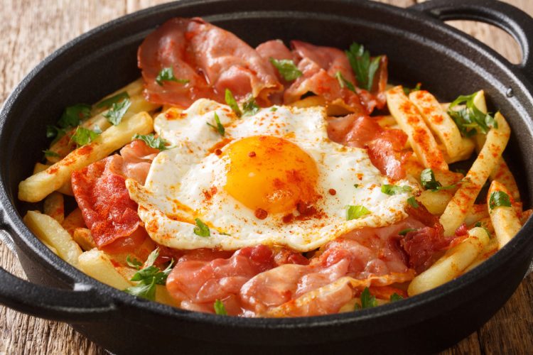Ovos rotos com presunto: aprenda a preparar esta receita irresistível na perfeição Ovos rotos com presunto: aprenda a preparar esta receita irresistível na perfeição