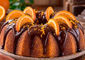 Bolo de Laranja e Chocolate: receita húmida, aromática e irresistível