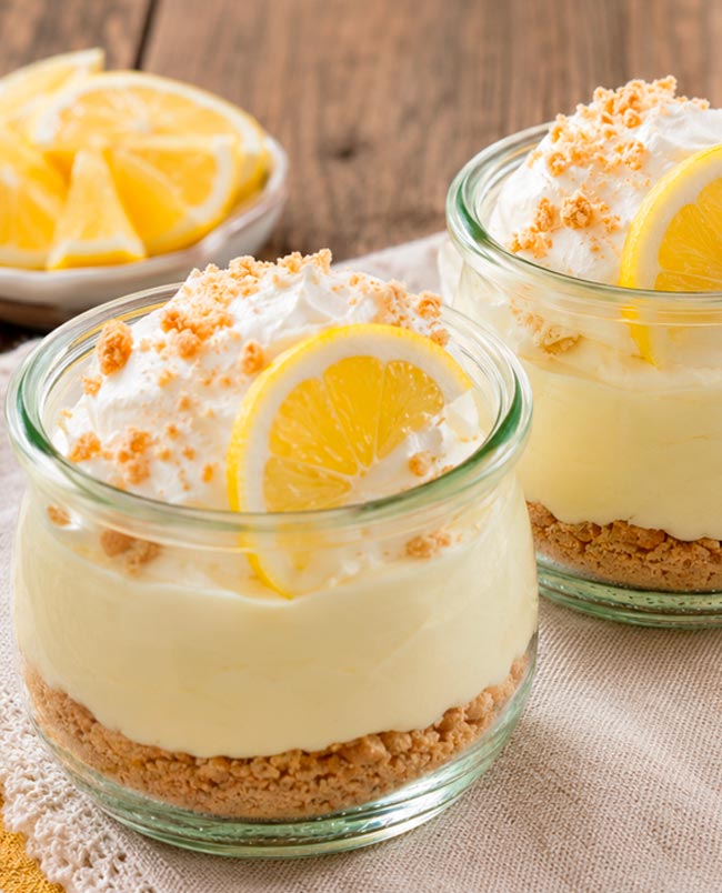 Mousse de limão com bolacha Maria