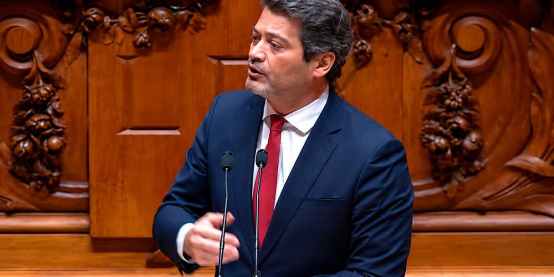 “Qualquer dia temos mais imigrantes que pessoas”: frase polémica de André Ventura agita as redes