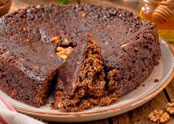 Bolo de Mel da Madeira: a receita tradicional que atravessa gerações