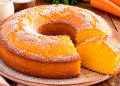 Bolo de Iogurte e Cenoura húmido e fofo