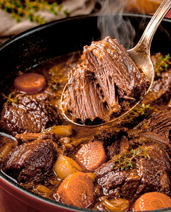 Carne estufada à moda antiga