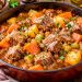 Como fazer carne estufada tenra e suculenta: os segredos para ficar a desfazer-se