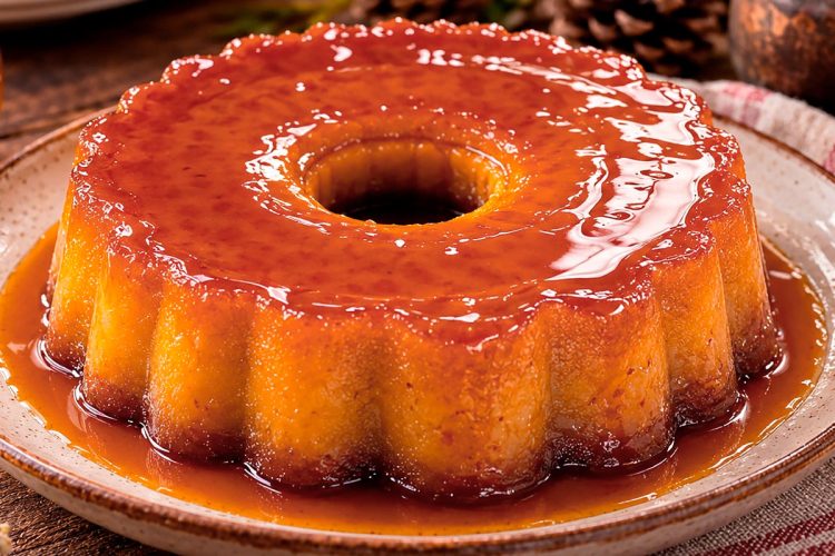 Pudim de Mel e Leite Condensado: cremoso, fácil e irresistível