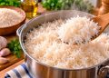 Como fazer arroz branco soltinho: os truques para ficar perfeito