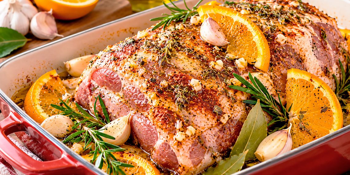 Como temperar carne de porco para assar: o segredo para ficar suculenta