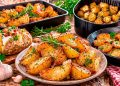 Como assar batatas: no forno, na air fryer, no micro-ondas e na frigideira