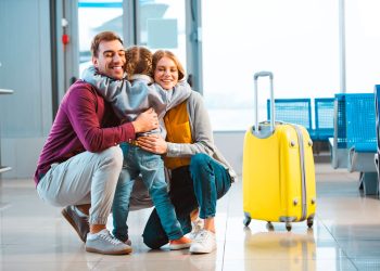Emigrantes vão voltar? Programa Regressar pode ser prolongado até 2027: saiba quem poderá beneficiar