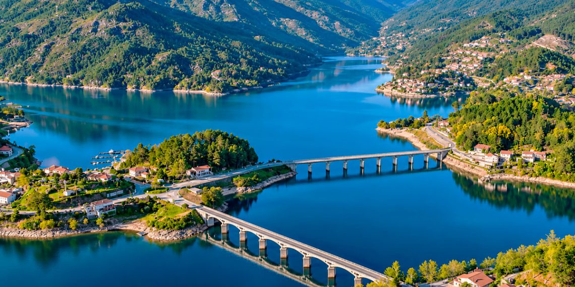 Albufeira da Caniçada: descubra um dos lugares mais bonitos do Gerês